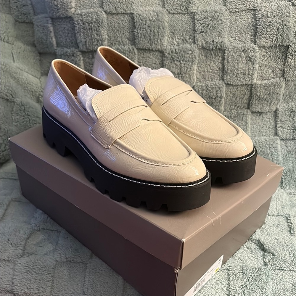 Franco Sarto Women's Cream Loafers with Black Sole